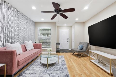 Photo of 4224 Rawlins Street #110, Dallas, TX 75219 (MLS # 21258297)