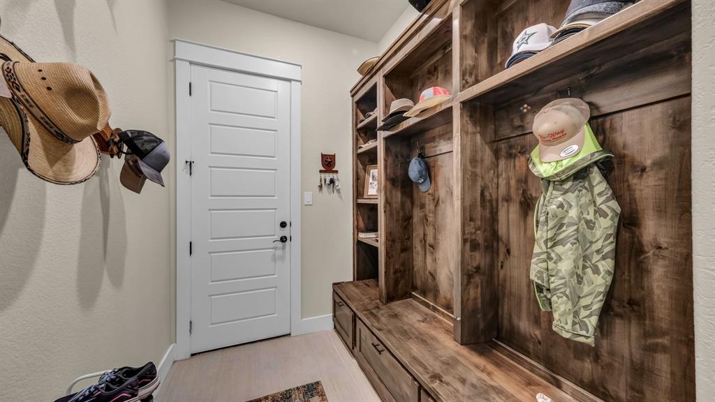 7-R Ranch Ph 2 Sub - Residential