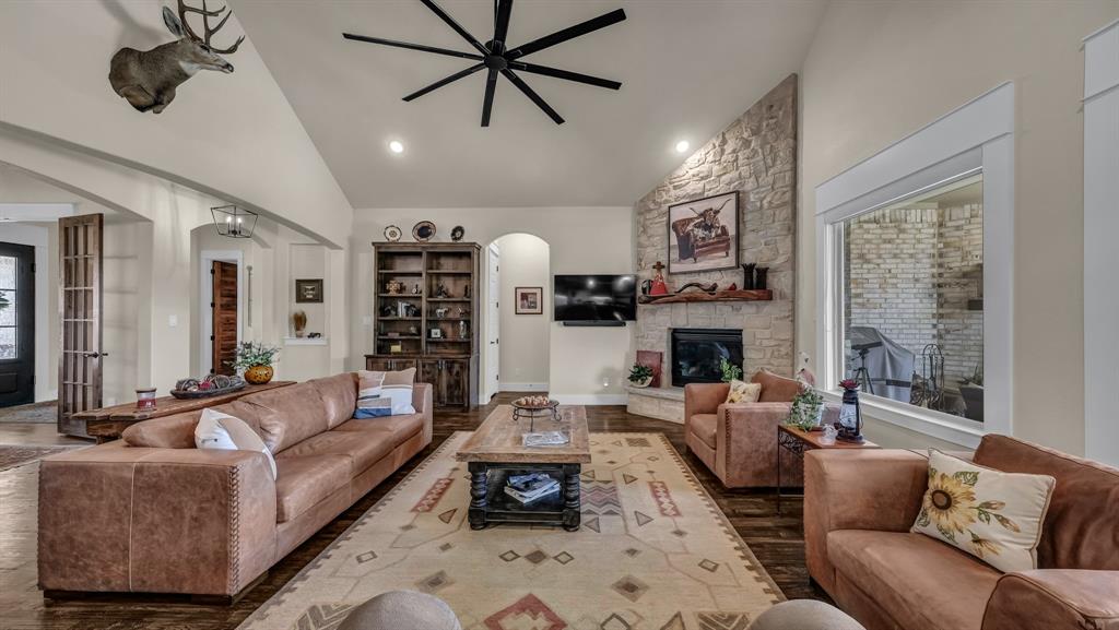 7-R Ranch Ph 2 Sub - Residential