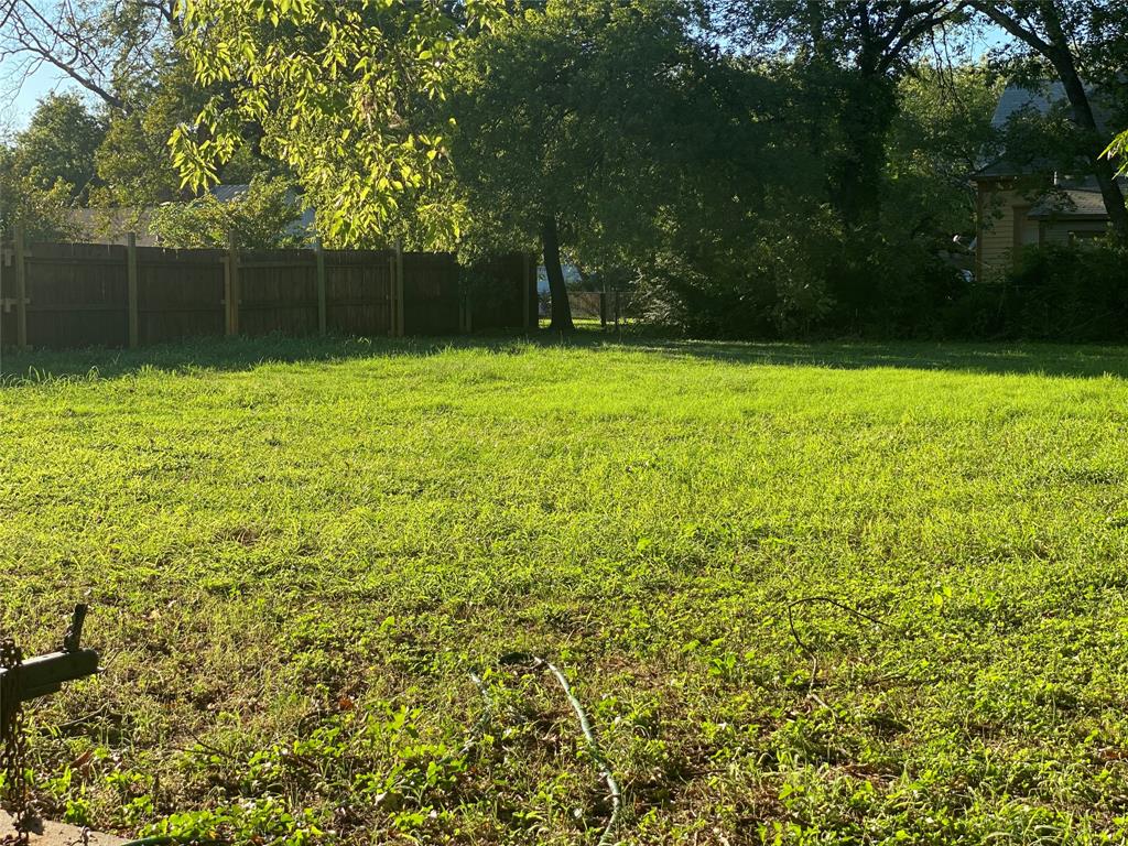 1205 E Henderson Street