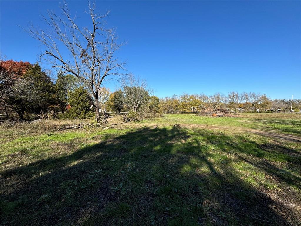 APN 442076 W Bells Boulevard