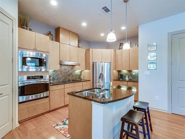 Chelsea Park Twnhms - Residential Lease