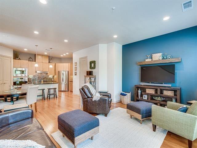 Chelsea Park Twnhms - Residential Lease