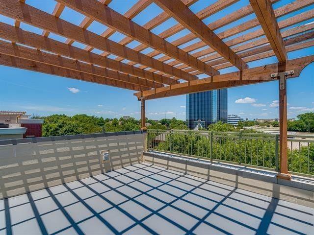 Chelsea Park Twnhms - Residential Lease