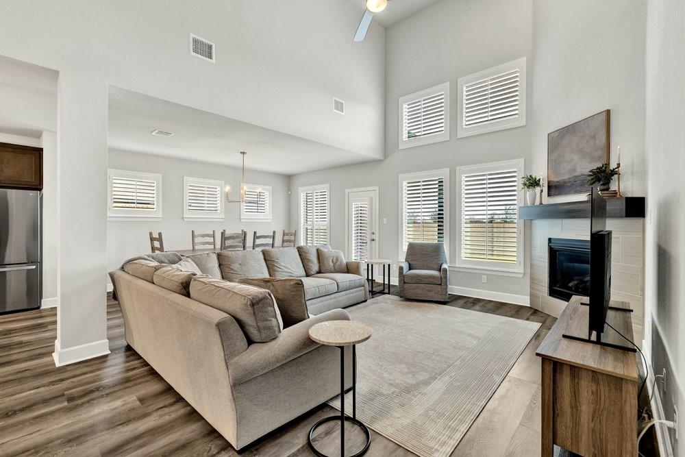 Tavolo Park - Residential