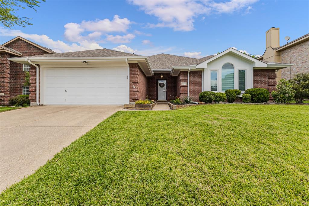 838 Oak Hollow Lane