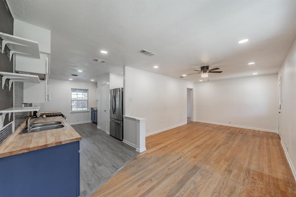 1601 Briarwood Lane
