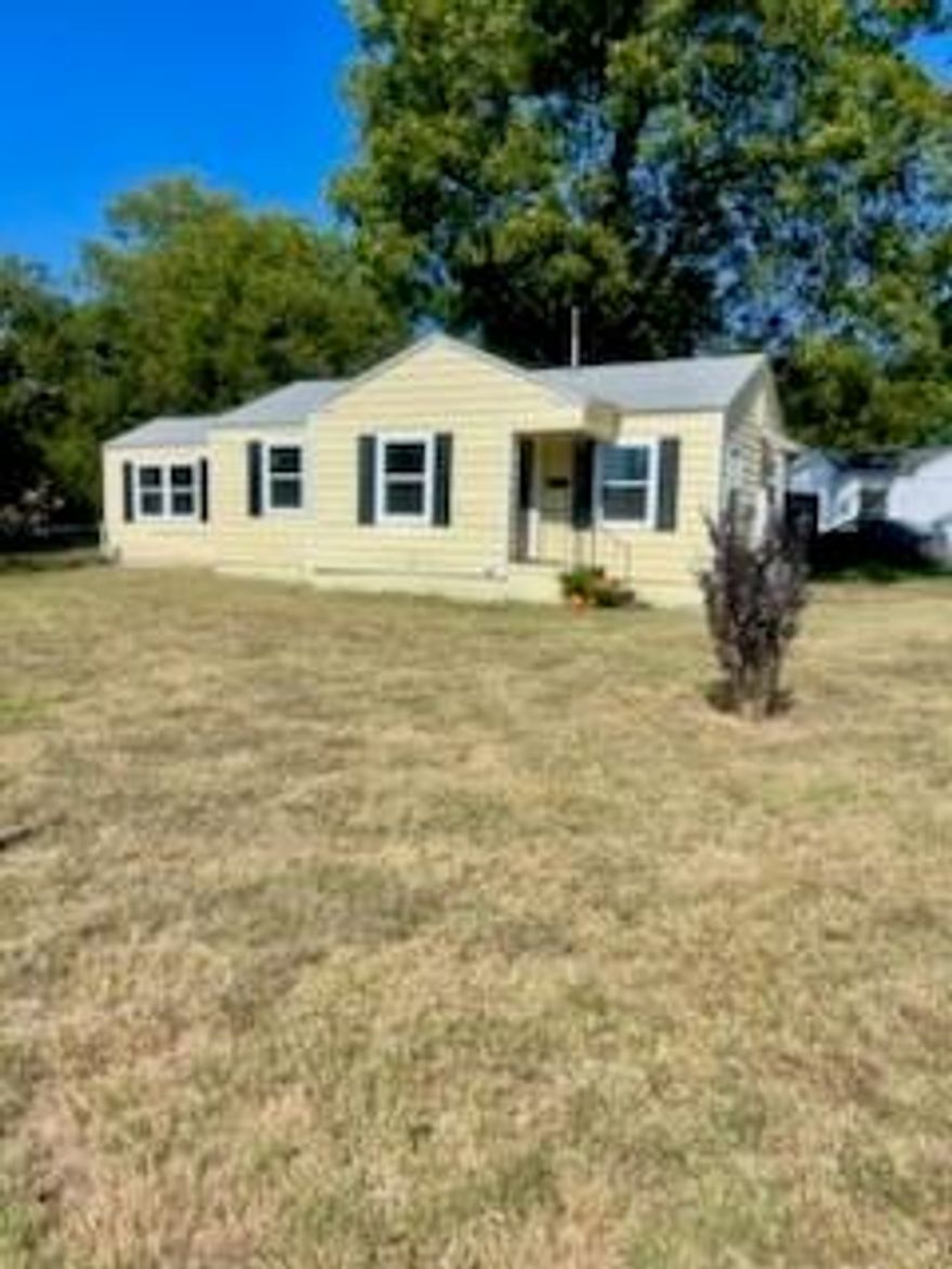 Cozy 3 bedroom, 1 bath completely remodeled with new windows, new water heater, new flooring, new paint.