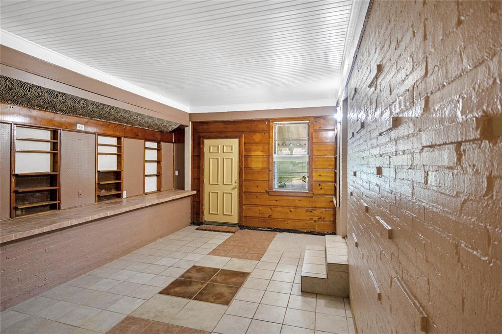 Walter H Knight - Residential