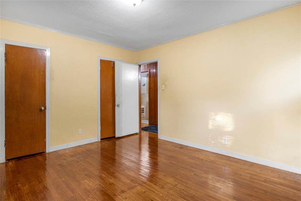 Walter H Knight - Residential