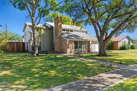 Property photo of 1704 Elk Grove Drive, Richardson, TX 75081