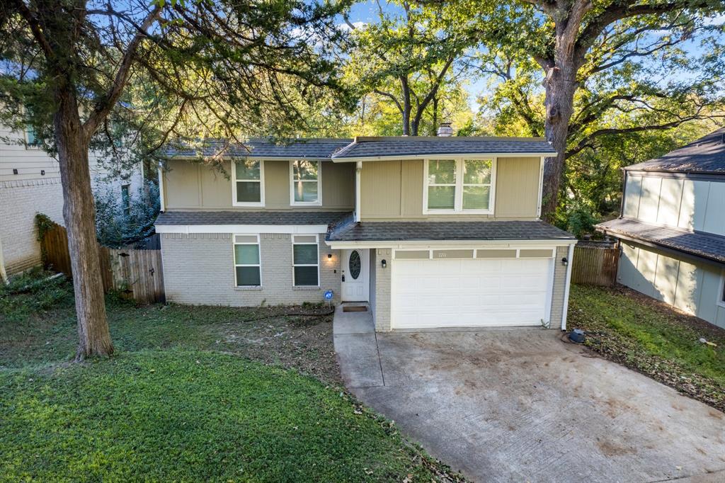 1711 Meadow Crest Lane