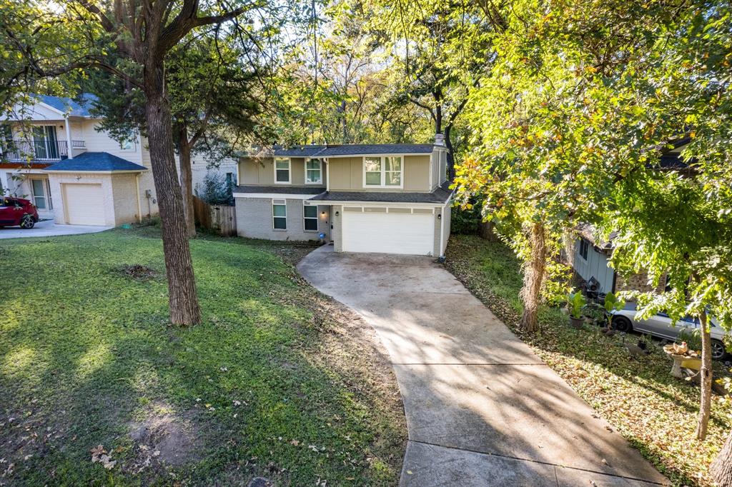 1711 Meadow Crest Lane