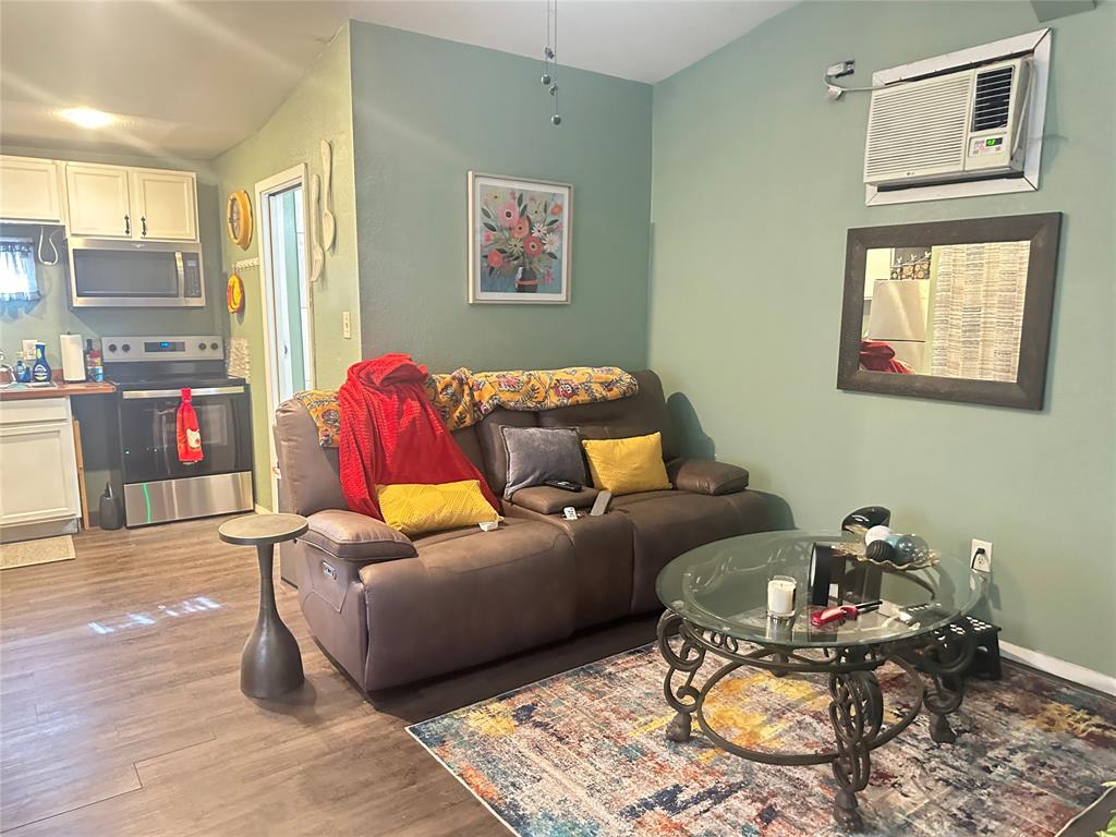 Hyde-Jennings Sub - Residential Income