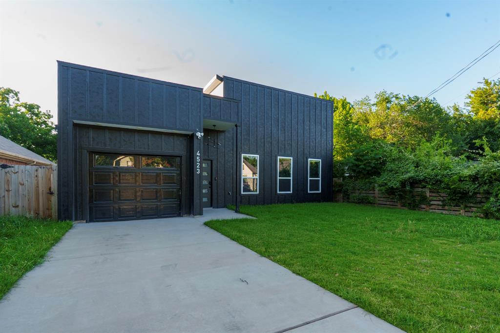 4523 Solar Lane