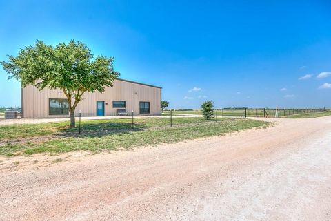 491 County Rd Winters TX 79567