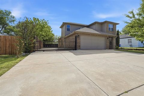637 S Redford Lane White Settlement TX 76108