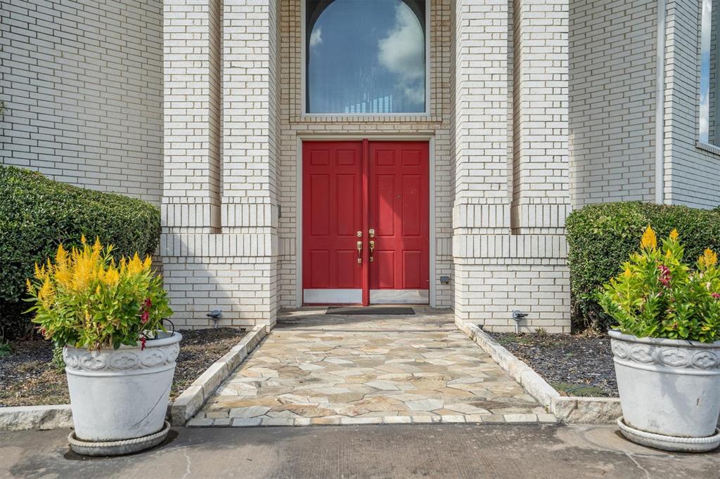 420 Rolling Oaks Ridge