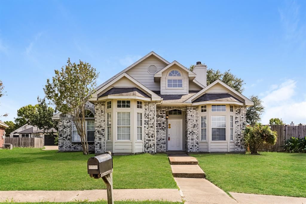 Photo of 2140 Birch Bend Drive, Mesquite, TX 75181 (MLS # 21092501)