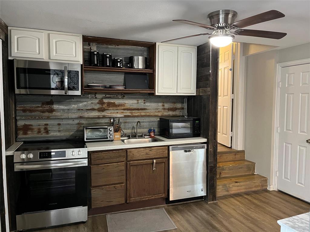 Windsor Place Add - Residential Lease