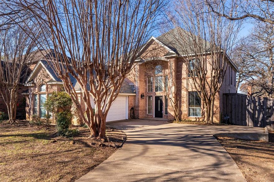 This beautiful SW Arlington home. has 3 bedrooms, 2.5-baths and a large 2-car garage is located in southwest Arlington. The floors are ceramic in the entry, bathrooms, and laundry room. The living room floor is laminate, there are built-in cabinets, and there is a gas log fireplace. All the bedrooms are carpet. The kitchen has all stainless steel appliances inculding a gas cooktop and granite countertops. There is a second living area upstairs. All bedrooms are upstairs, including the master bedroom. The master bath has a jetted tub. The 2nd bathroom has a granite vanity and a skylight. The backyard is large with several trees that provide a park-like ambience. The neighborhood is secluded and quiet. Located in the highly rated Delaney school district in Kennedale ISD. Quick possession is available.