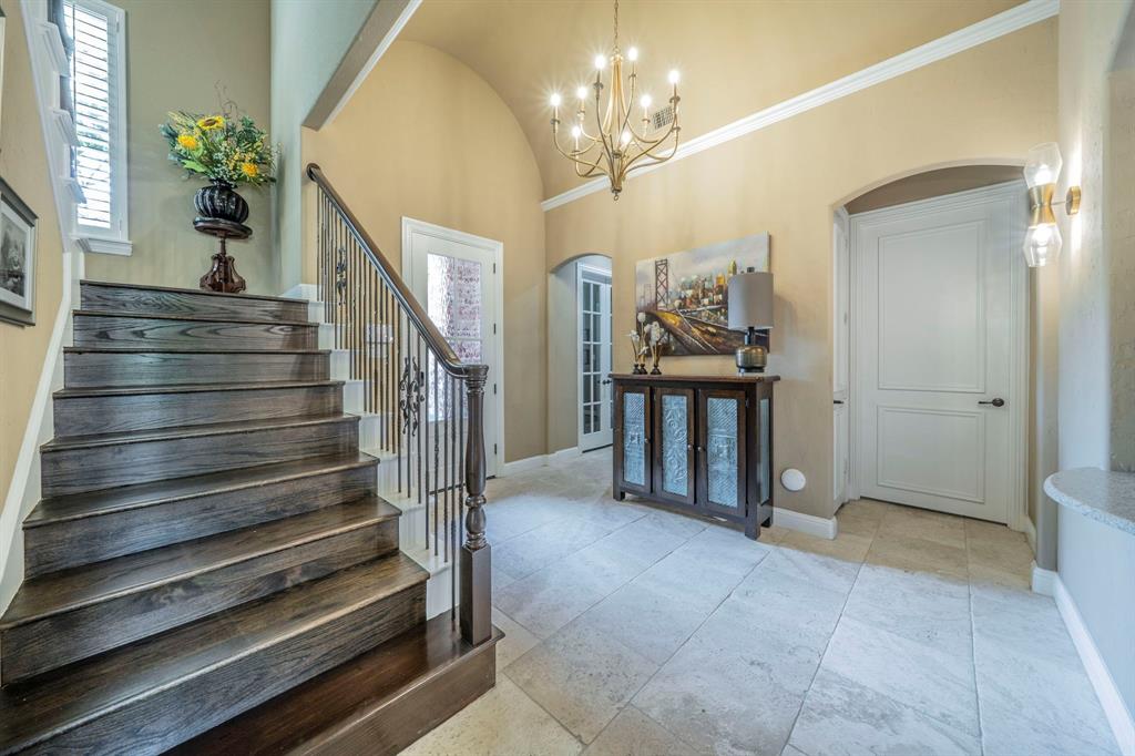 4001 Fairmont Court