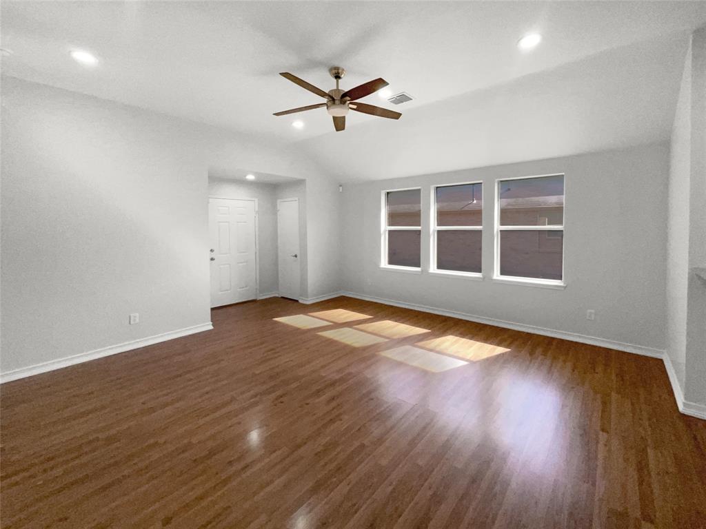 105 Hazelnut Trail