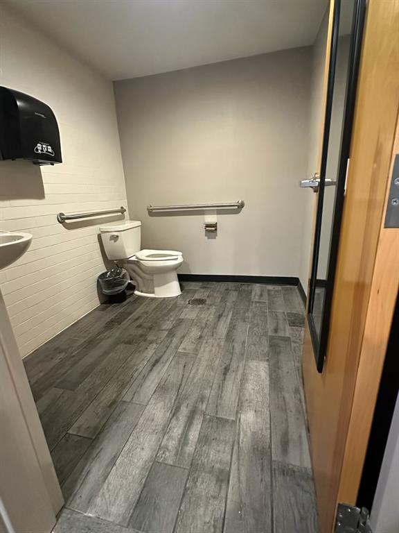 WILLIAMS & NEFF SUB. - Commercial Lease