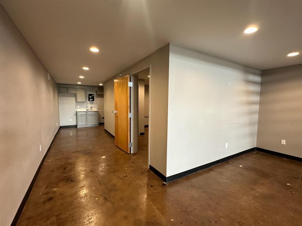 WILLIAMS & NEFF SUB. - Commercial Lease