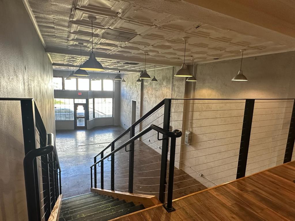 WILLIAMS & NEFF SUB. - Commercial Lease