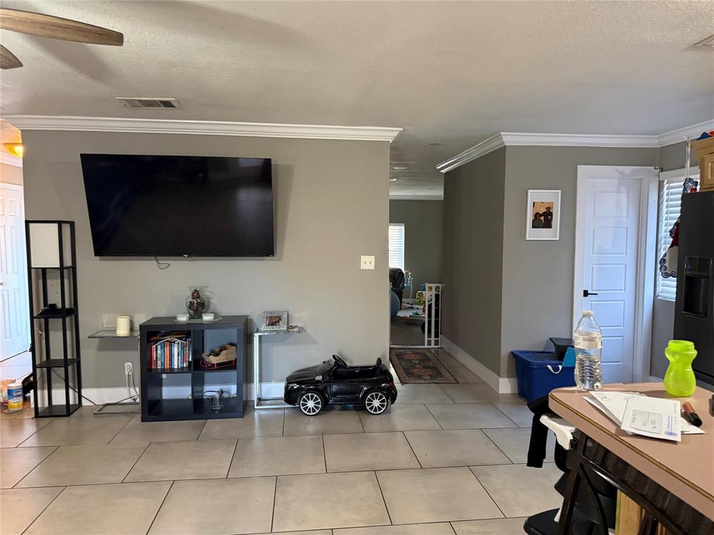 1733 Continental Drive