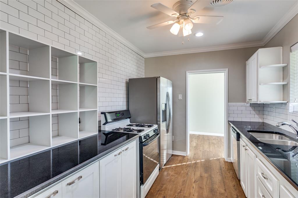 Windsor Place Add - Residential