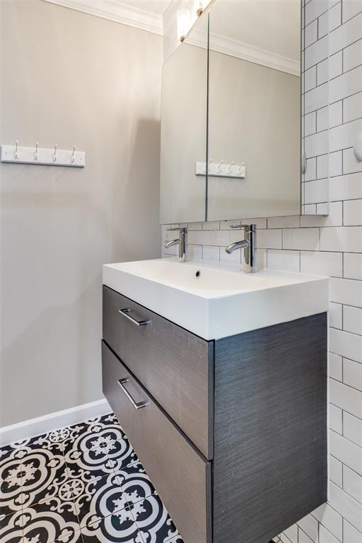 Windsor Place Add - Residential