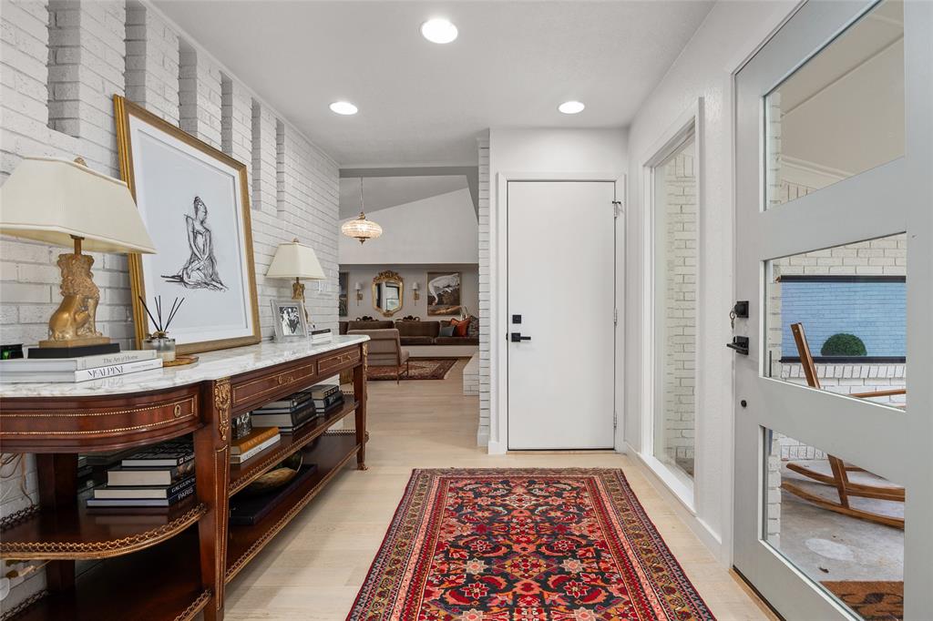 3821 Harlanwood Drive