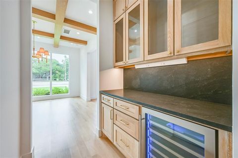 Tiny photo for 3304 Royal Lane, Dallas, TX 75229 (MLS # 21341517)