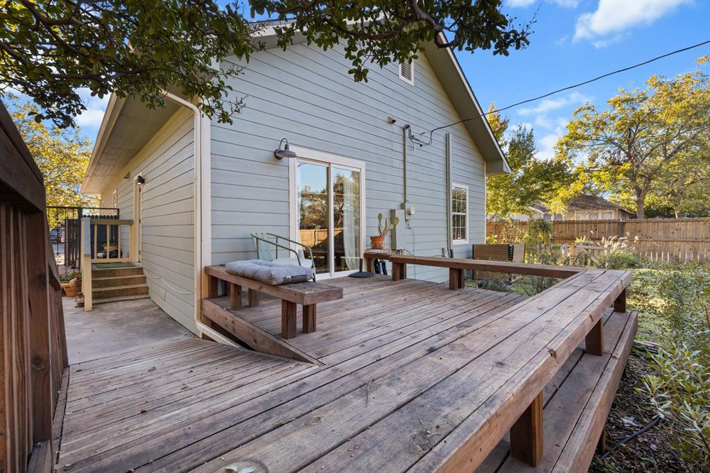 SUNSET HILL - Residential Income