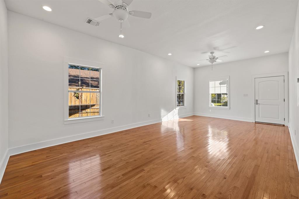 SUNSET HILL - Residential Income