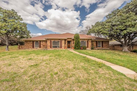 3814 Larkin Lane Garland TX 75043
