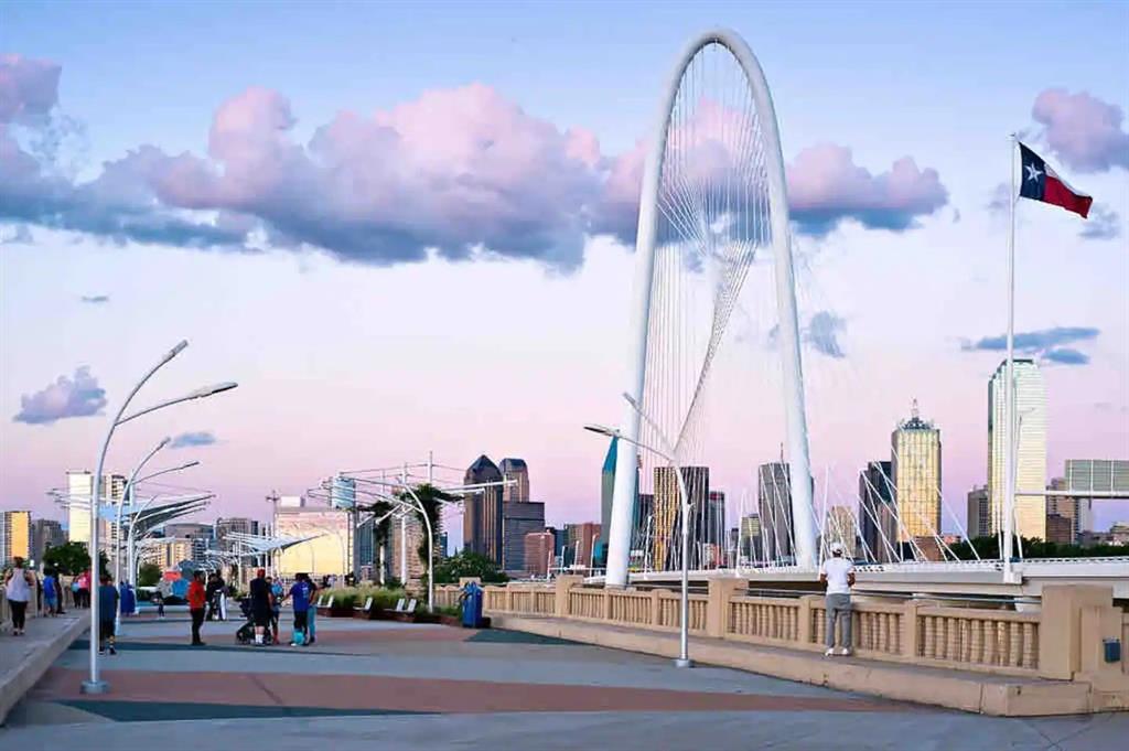 Roosevelt Manor 1st Inst - Residential Lease