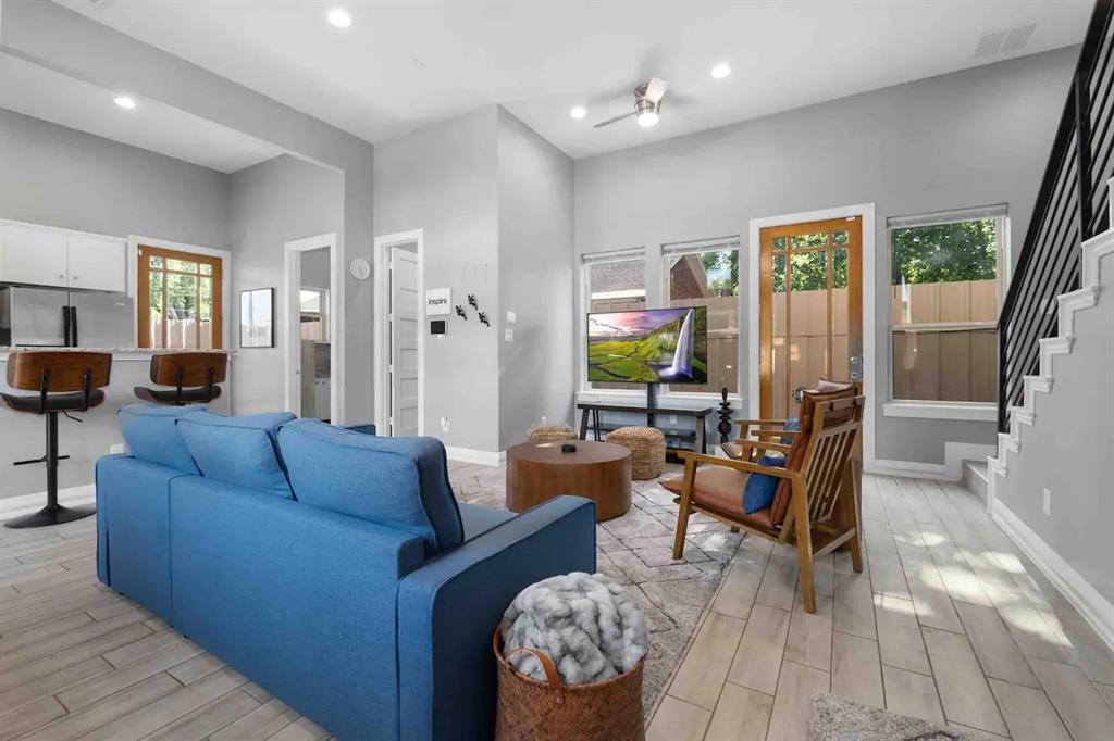 Roosevelt Manor 1st Inst - Residential Lease