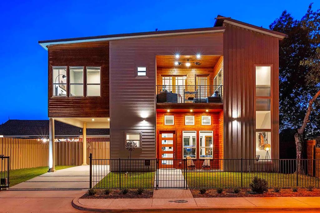 Roosevelt Manor 1st Inst - Residential Lease