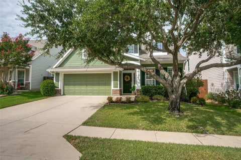 Photo of 1037 Honeysuckle, Grapevine, TX 76051 (MLS # 21385080)