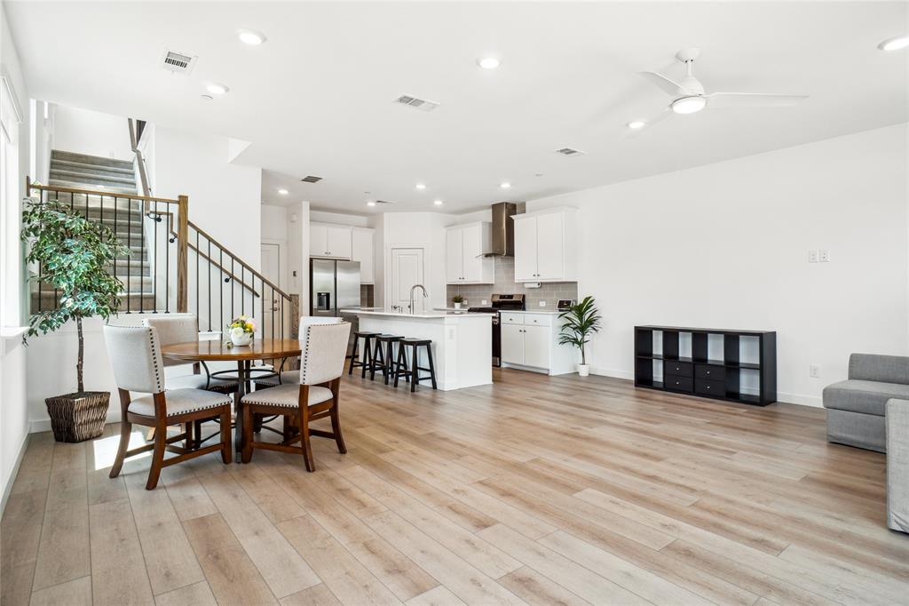 3811 Rosemont Drive