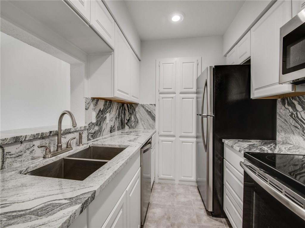 Cloisters Condo The - Residential Lease