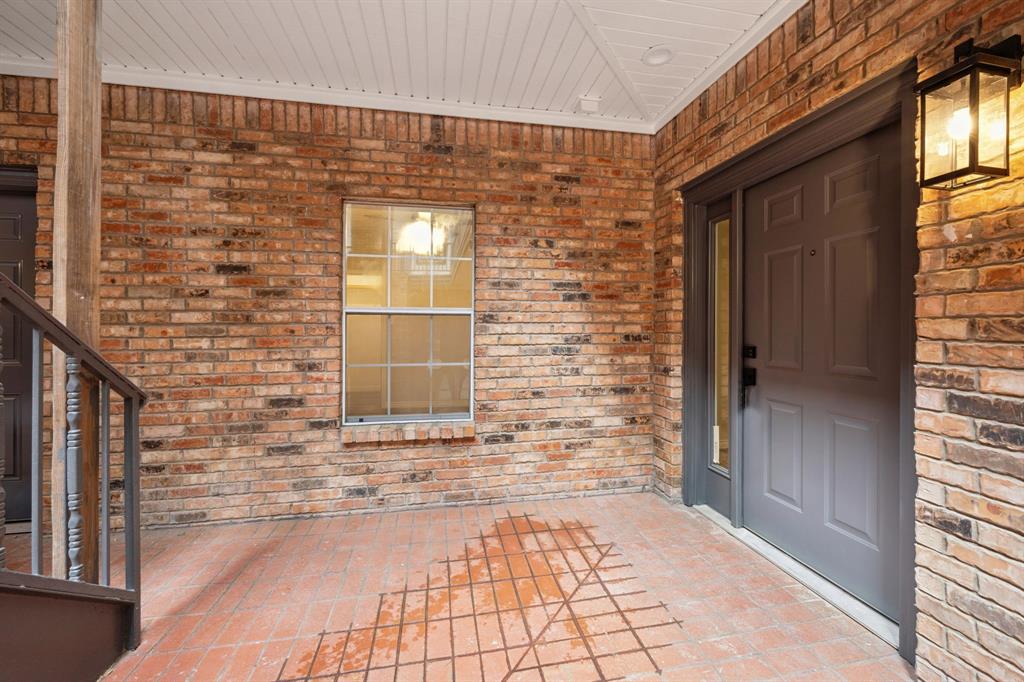 Parkway Quarter Condos - Residential