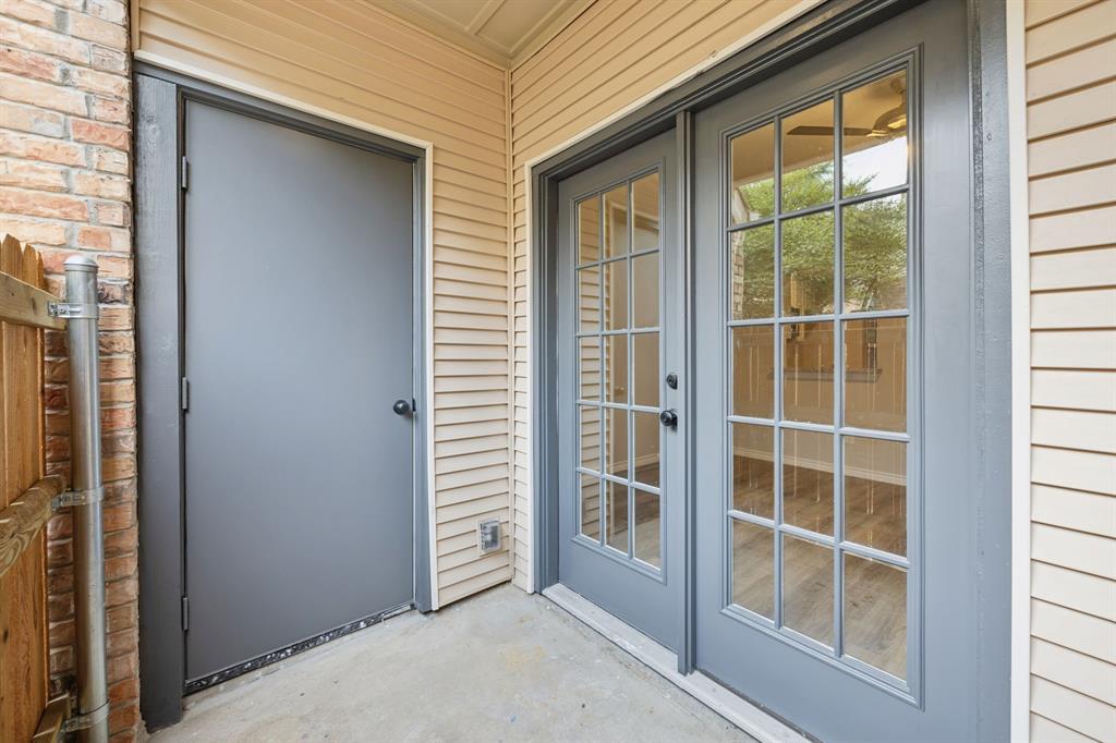 Parkway Quarter Condos - Residential