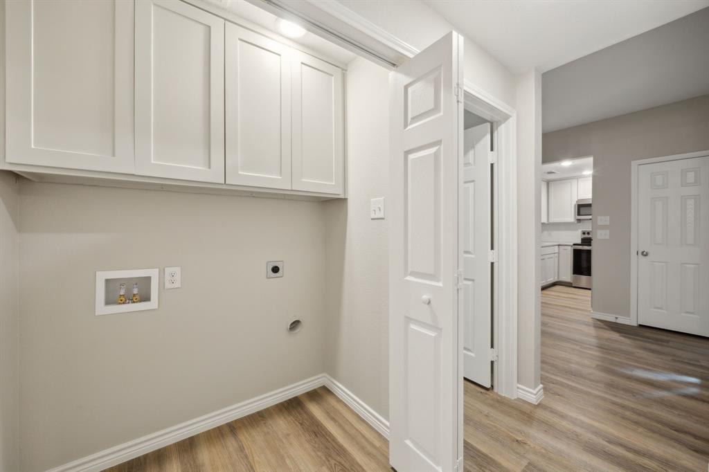 Parkway Quarter Condos - Residential