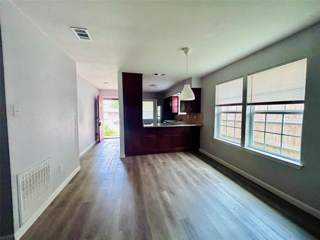 Guerin Square - Residential Lease