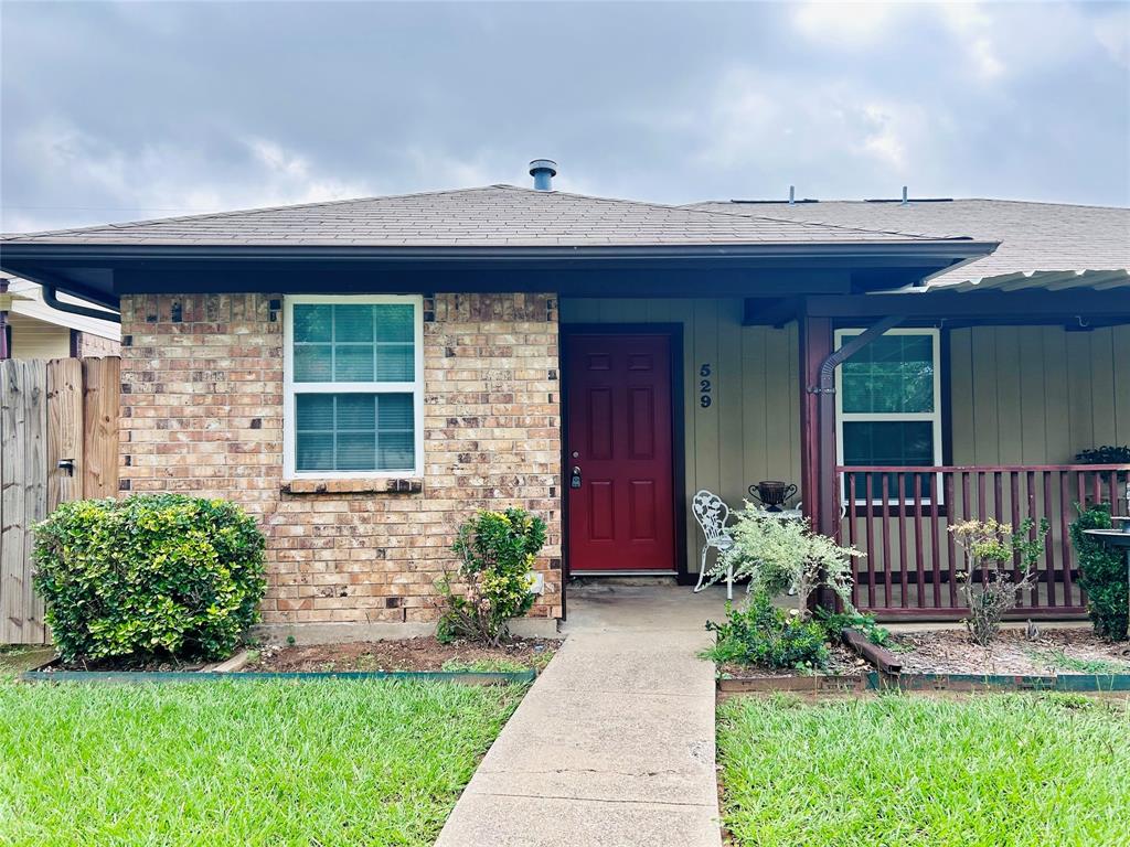 Guerin Square - Residential Lease