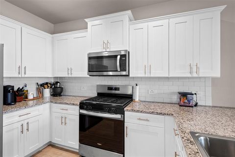 Tiny photo for 4812 Sparkling Pathway, Haltom City, TX 76117 (MLS # 21337017)